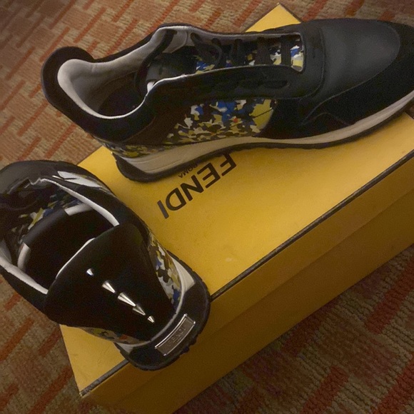 Fendi shoes - Picture 3 of 4